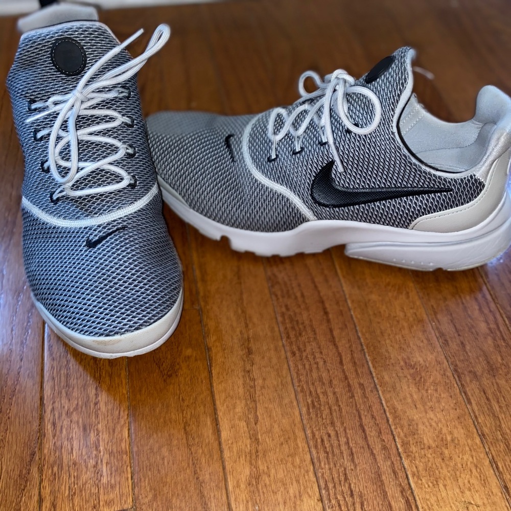 Nike men’s React Presto size 10